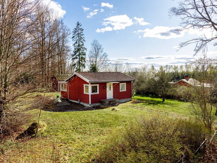 2 rok · 50 m² · Tvetaryds fritidsområde 8