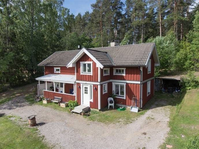 6 rok · 137 m² · Grusbanan 87