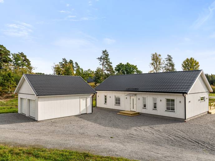 4 rok · 105 m² · Bergshamravägen 22B