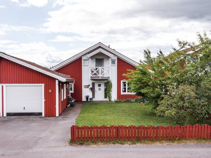 5 rok · 124 m² · Brädstigen 14