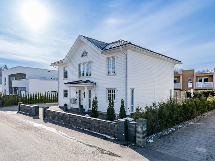 180 m² · Persikogatan 12