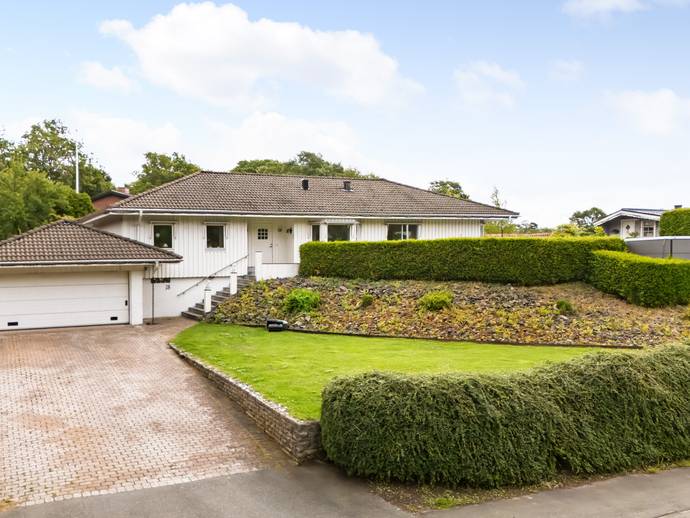 4 rok · 167 m² · Viktoriavägen 18