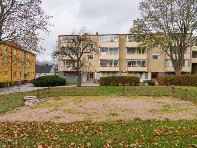 3 rok · 77 m² · Folkparksvägen 23
