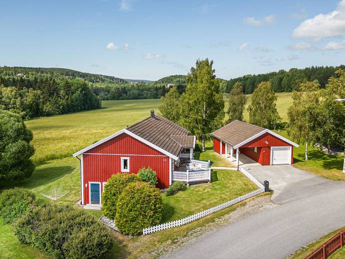 6 rok · 155 m² · Rättarvägen 25