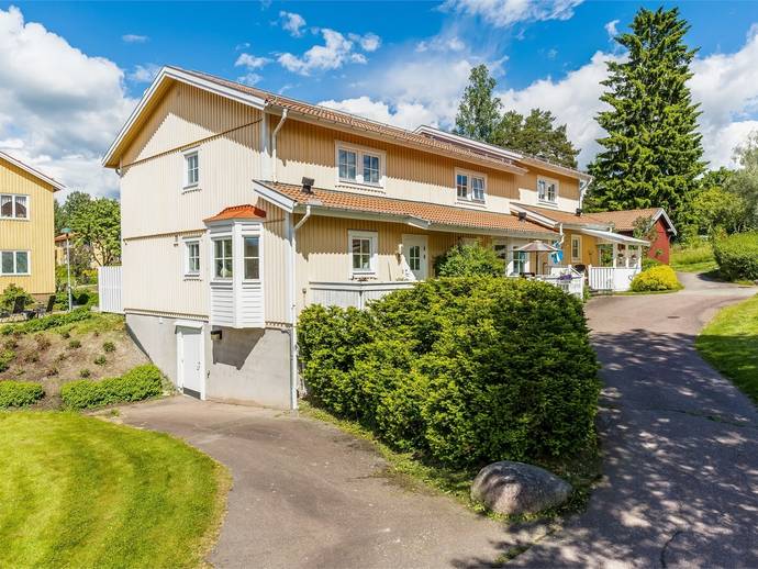 4 rok · 102,5 m² · Hagbacken 14 A