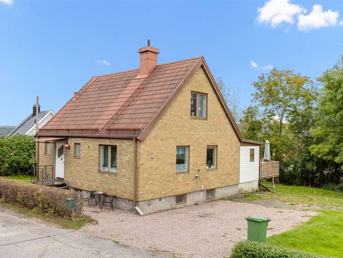 4 rok · 95 m² · Algatan 14