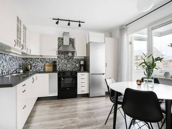 1 rok · 45 m² · Styrmansgatan 10