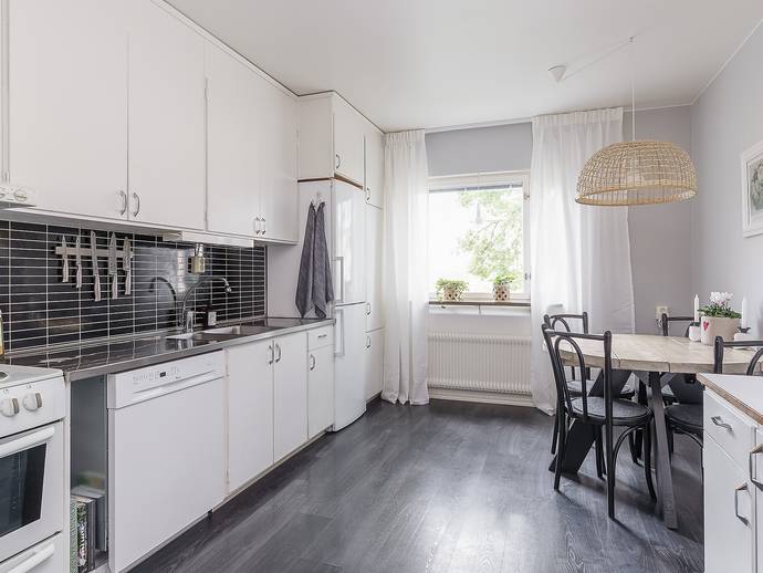 3 rok · 72 m² · Furugatan 7A