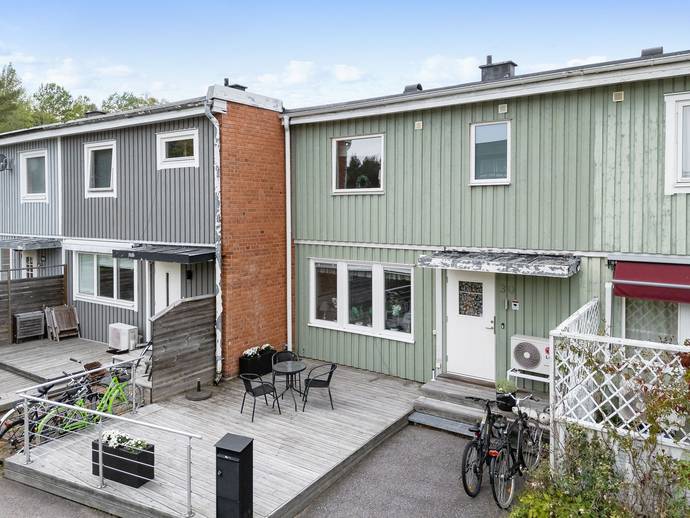 4 rok · 106 m² · Harstigen 30