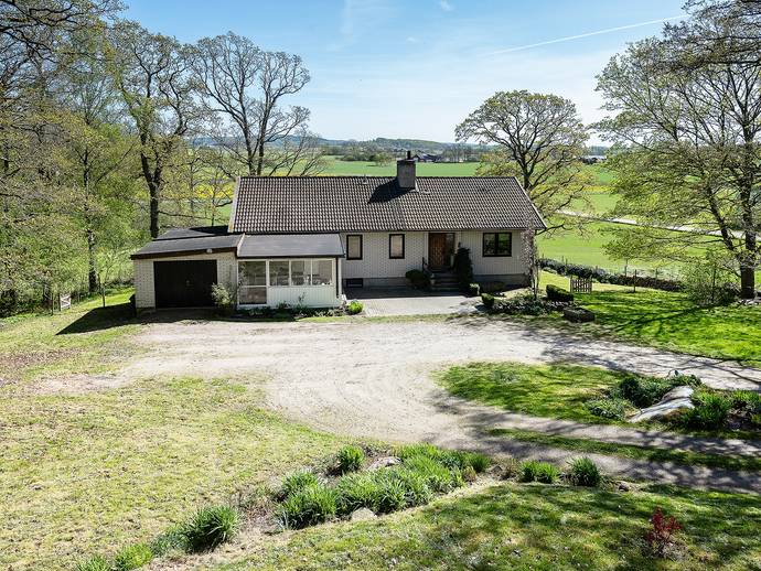 6 rok · 170 m² · Röllike 102