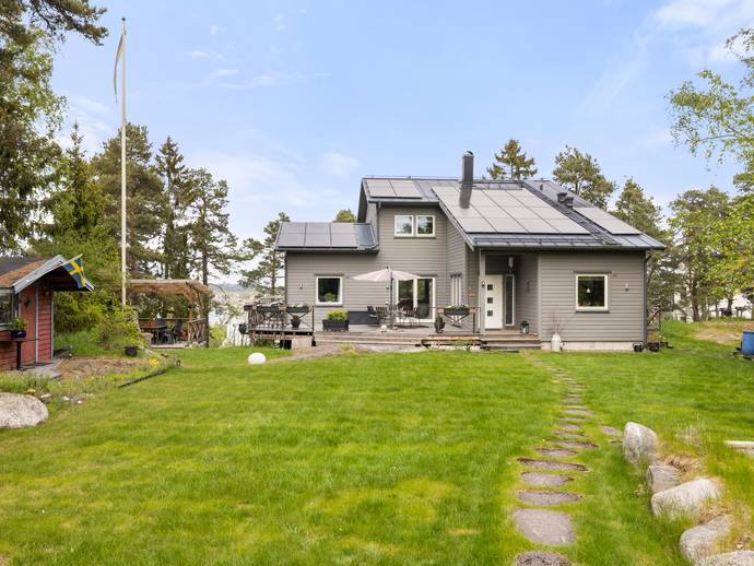 5 rok · 182 m² · Blåbärsvägen 3