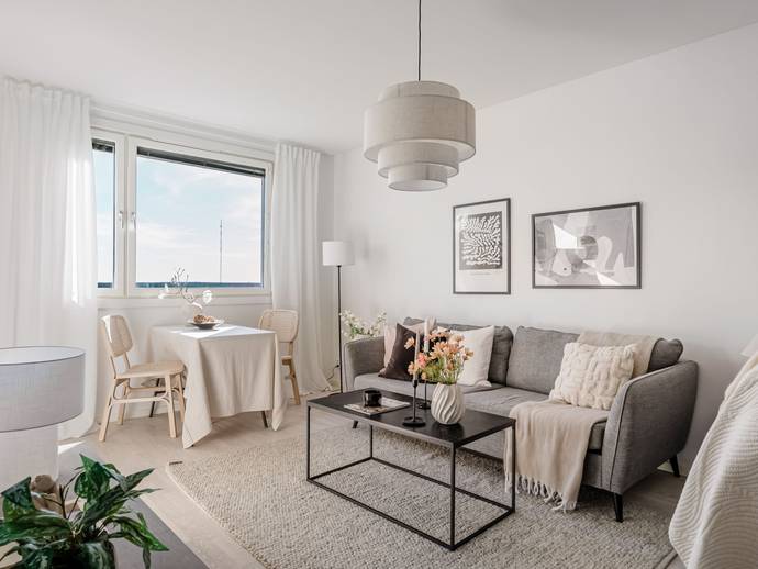1 rok · 28 m² · Edinsvägen 1, vån 9