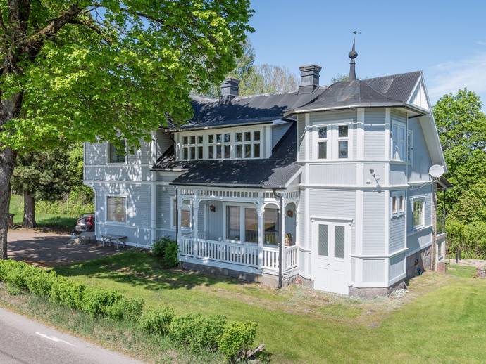 8 rok · 204 m² · Rådom 138