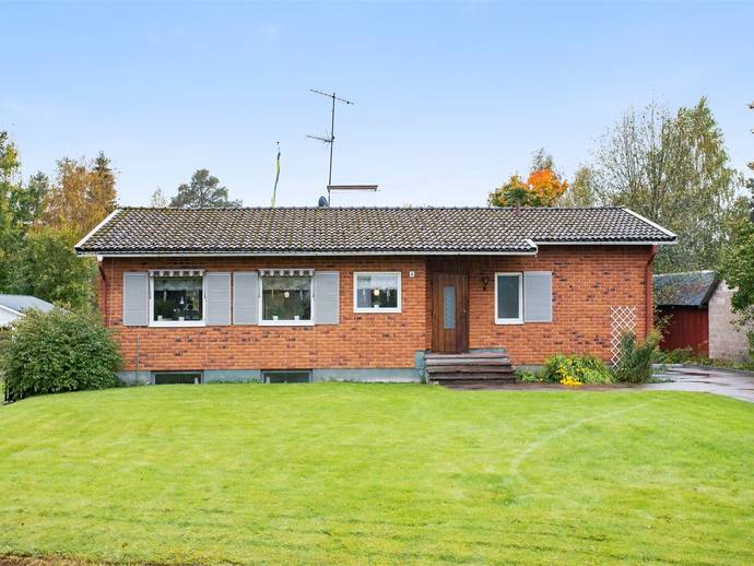 4 rok · 99 m² · Folketshusvägen 4