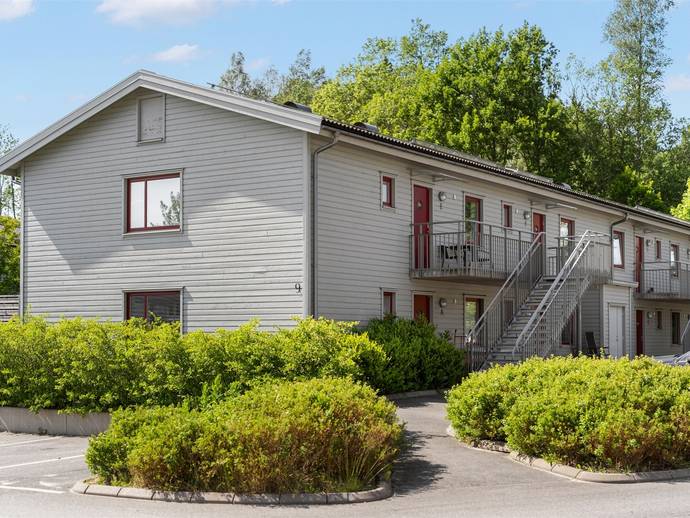 2 rok · 56,1 m² · Hästhagsvägen 9F