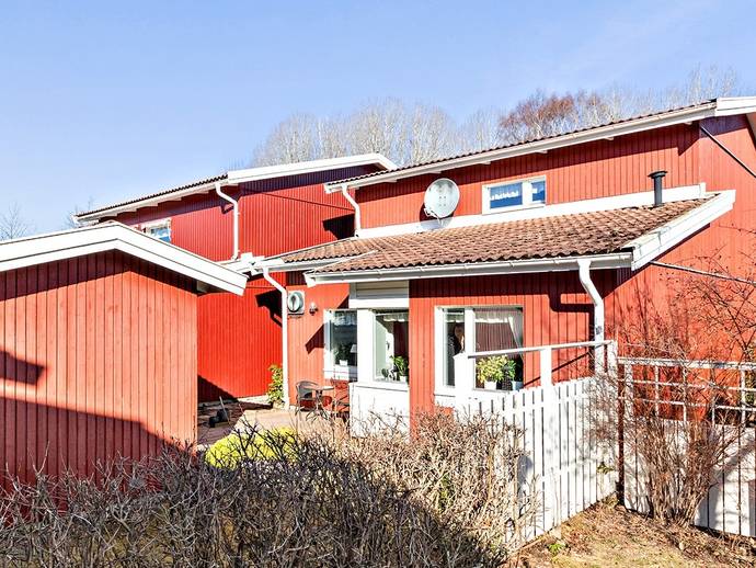4 rok · 118 m² · Vitmossvägen 19