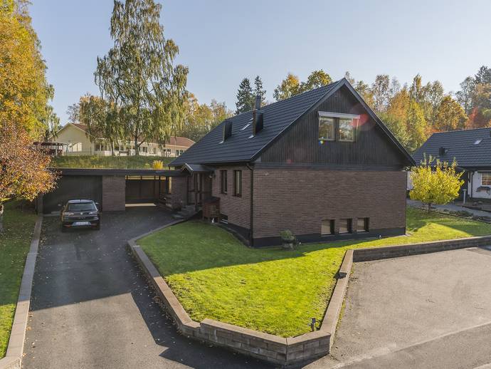8 rok · 151 m² · Älgstigen 9