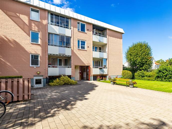 2 rok · 51,4 m² · Hallströmsgatan 13