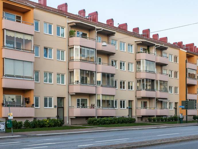 1,5 rok · 35 m² · Sallerupsvägen 32 E
