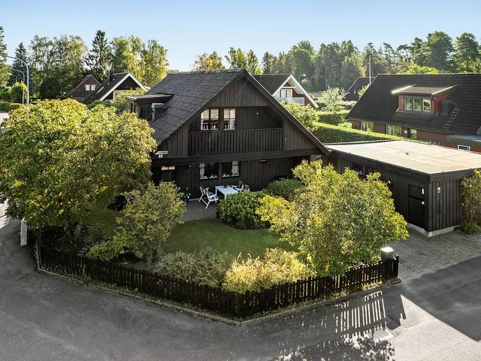 6 rok · 147 m² · Skrolyckevägen 6