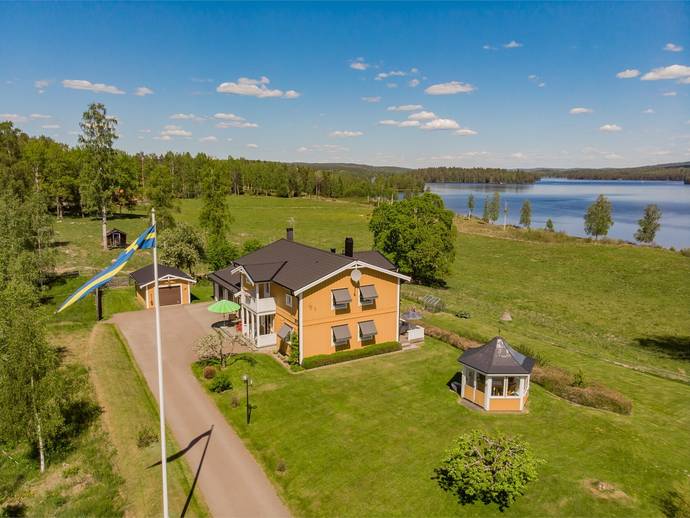 6 rok · 178 m² · Snöån Erik Jons väg 1