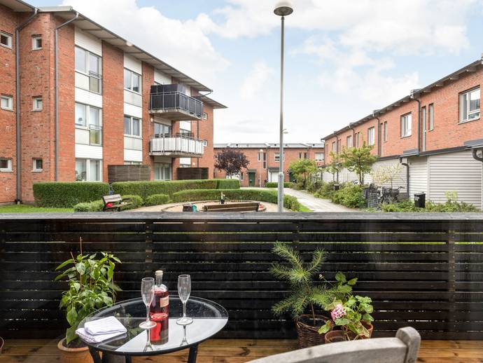 1 rok · 40 m² · Stralsundsvägen 94
