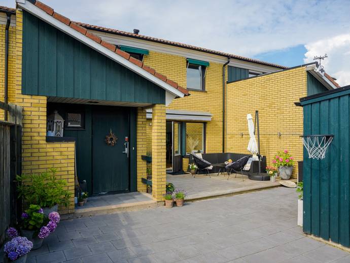 5 rok · 126 m² · Drottninggården 57