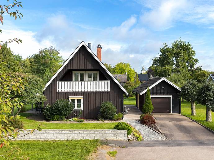 6 rok · 201 m² · Lärkvägen 1
