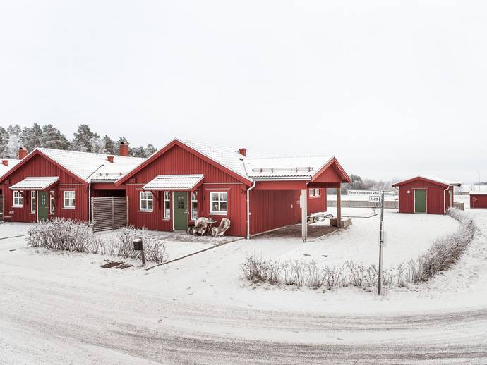 4 rok · 92,2 m² · Dora Lindgrens väg 23