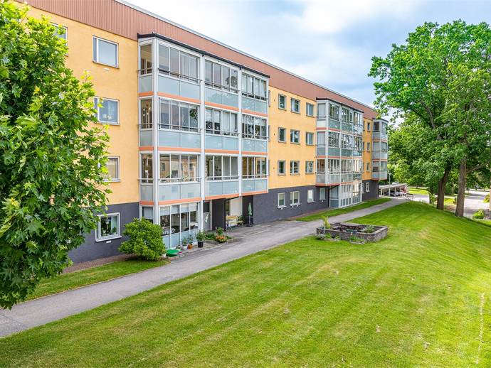 2 rok · 66 m² · Furugatan 7C