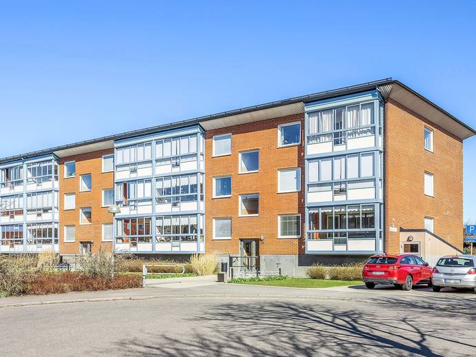 3 rok · 82 m² · Kung Karlsväg 7A