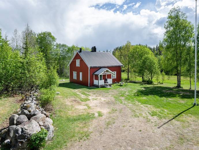 4 rok · 85 m² · Öje 329