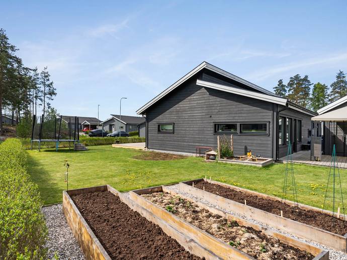4 rok · 124 m² · Tibble Skogsväg 25