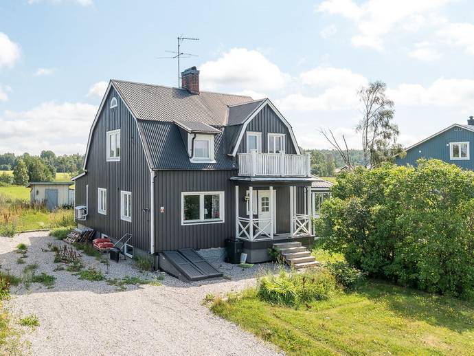 4 rok · 117 m² · Stationsvägen 53