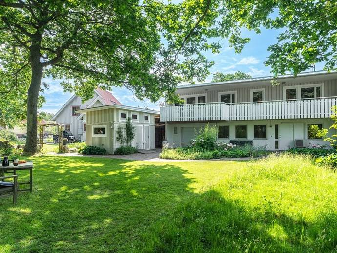 6 rok · 141 m² · Övre Hövik 6