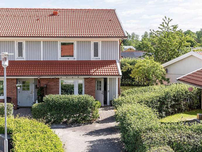 4 rok · 104 m² · Hjortvägen 14