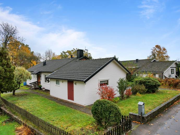 4 rok · 91 m² · Östra vägen 3
