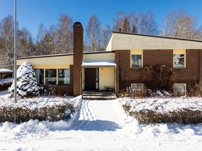 4 rok · 120 m² · Bokvägen 5