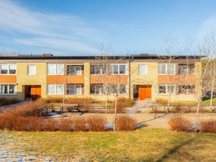 2 rok · 63 m² · Oppeby gård 67