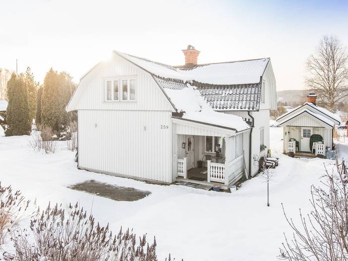 4 rok · 80 m² · Klöstre 259