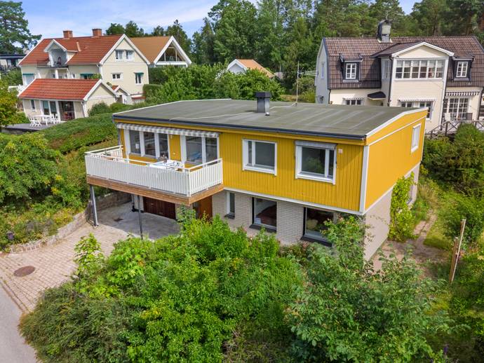 6 rok · 163 m² · Bruksvägen 52A