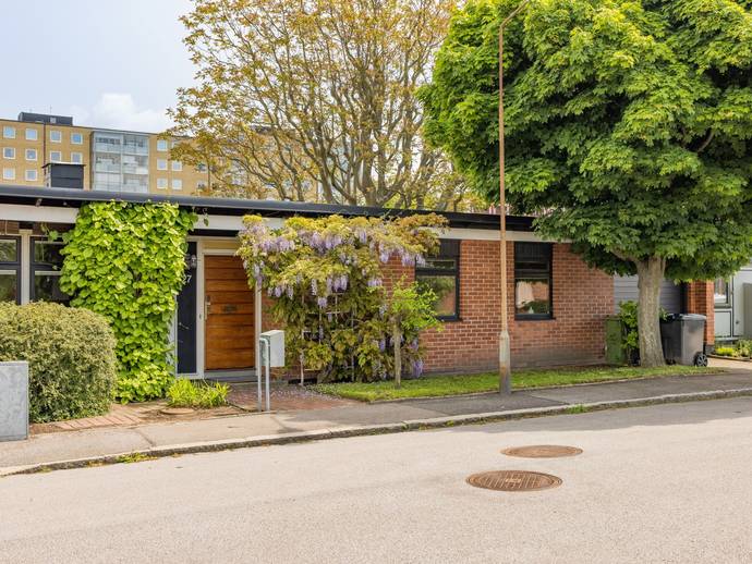 5 rok · 129 m² · Evagatan 27