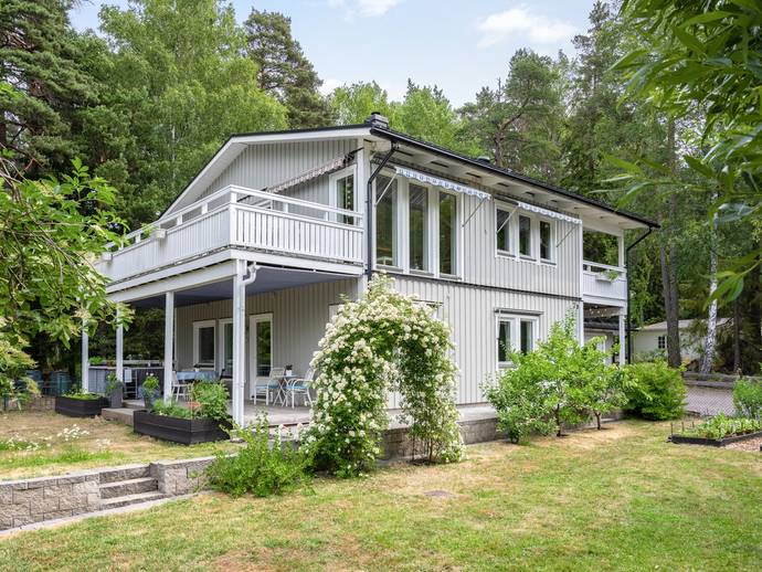 7 rok · 175 m² · Törevägen 7B