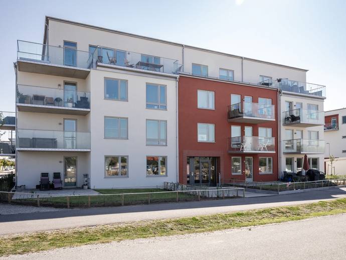 3 rok · 72,5 m² · Ämnesvägen 3