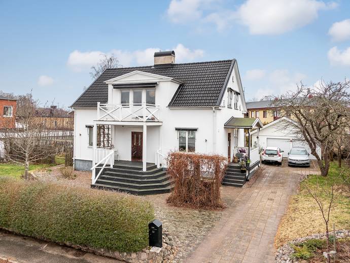 8 rok · 154 m² · Borgargatan 22