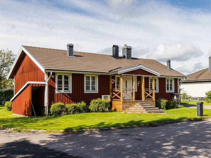 6 rok · 104 m² · Loftvägen 14