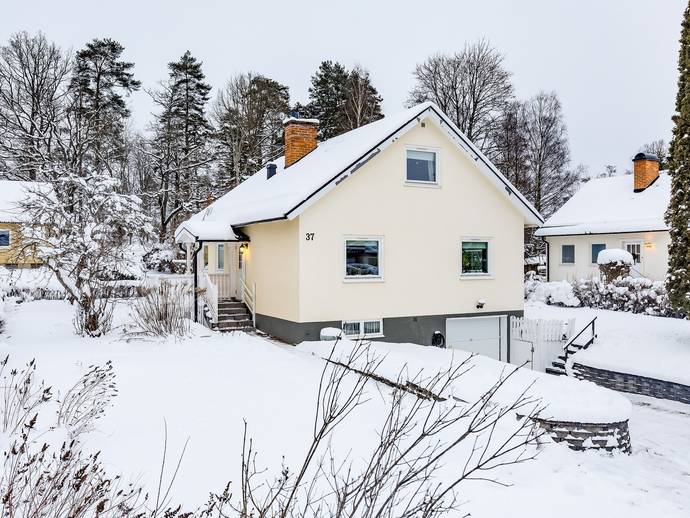4 rok · 105 m² · Ekvägen 37
