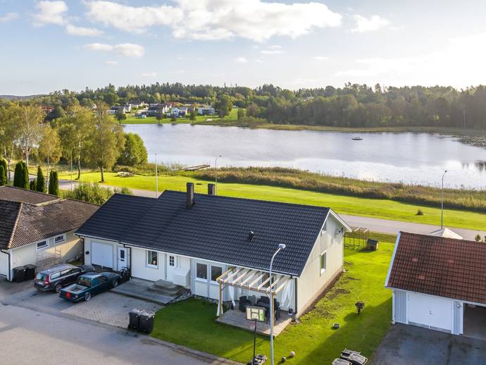 6 rok · 129 m² · Ängsvägen 6