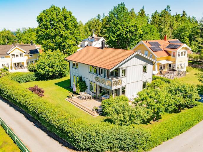 6 rok · 186 m² · Hagvägen 10B