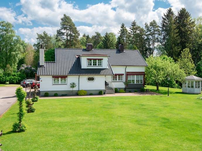 8 rok · 190 m² · Timmelevägen 7